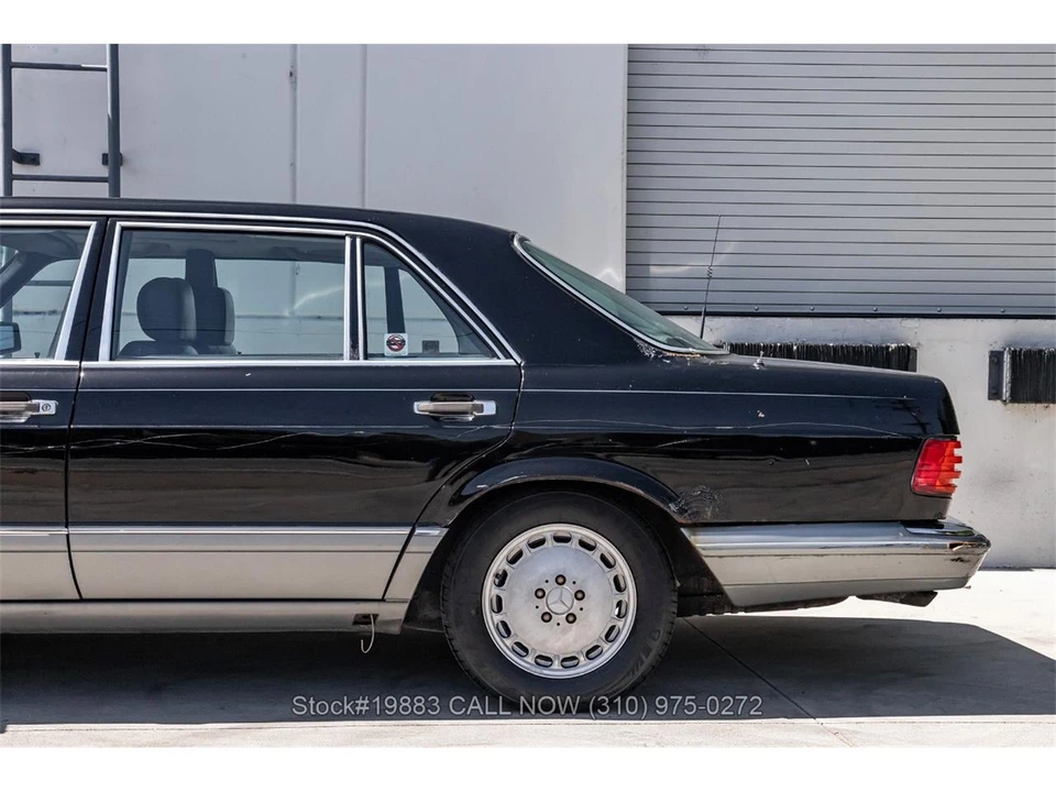 1988 Mercedes-Benz W126 S-Class Sedan - Image 12 of 31