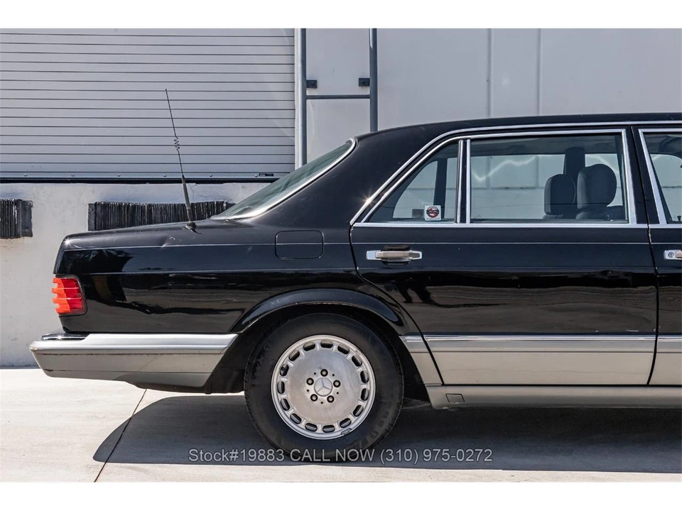 1988 Mercedes-Benz W126 S-Class Sedan - Image 9 of 31