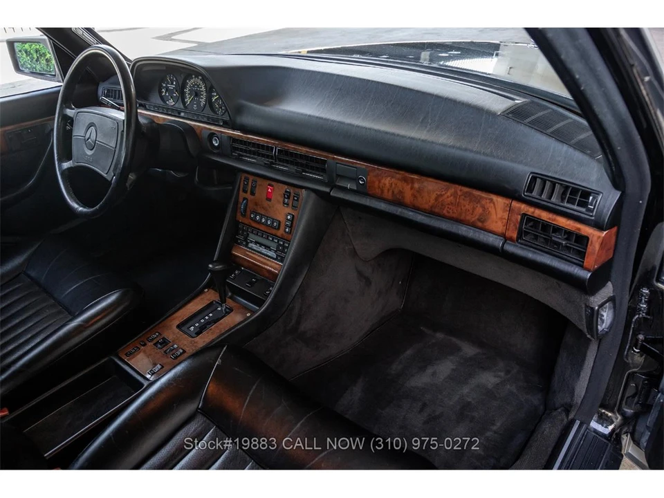 1988 Mercedes-Benz W126 S-Class Sedan - Image 23 of 31