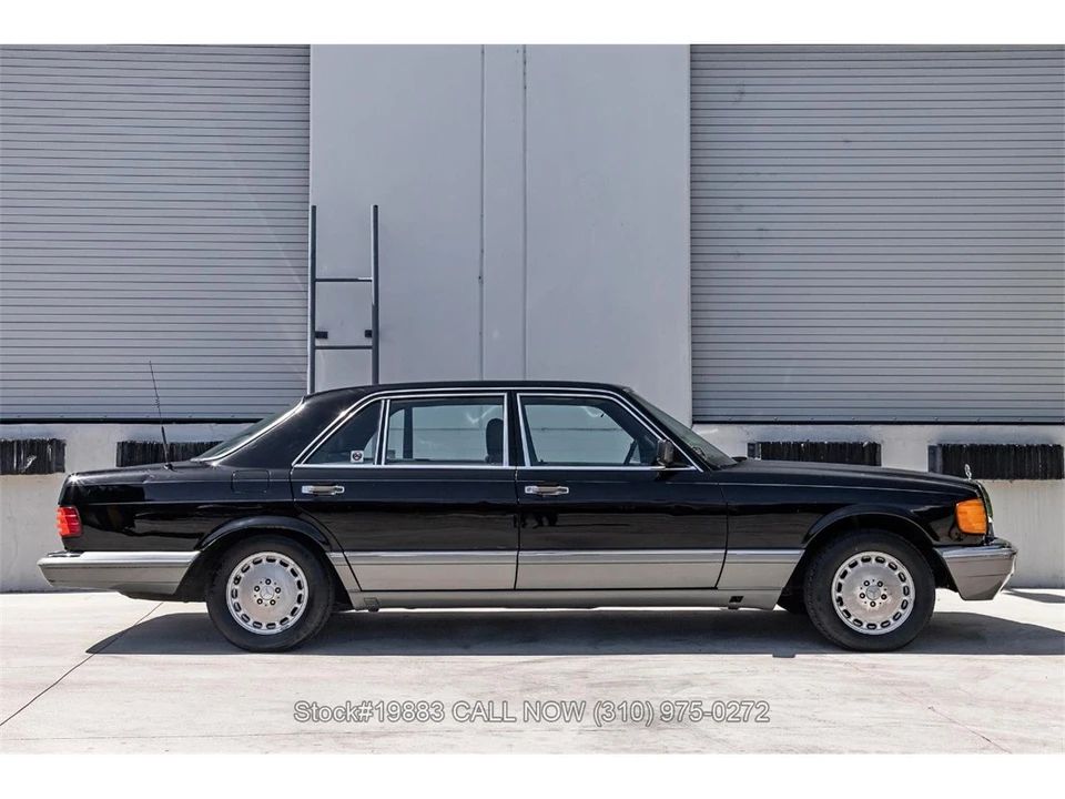1988 Mercedes-Benz W126 S-Class Sedan - Image 3 of 31