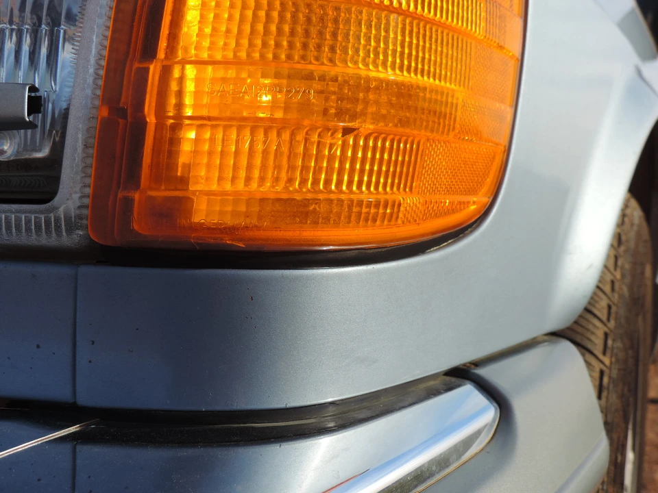 1988 Mercedes-Benz W126 S-Class Sedan - Image 20 of 31