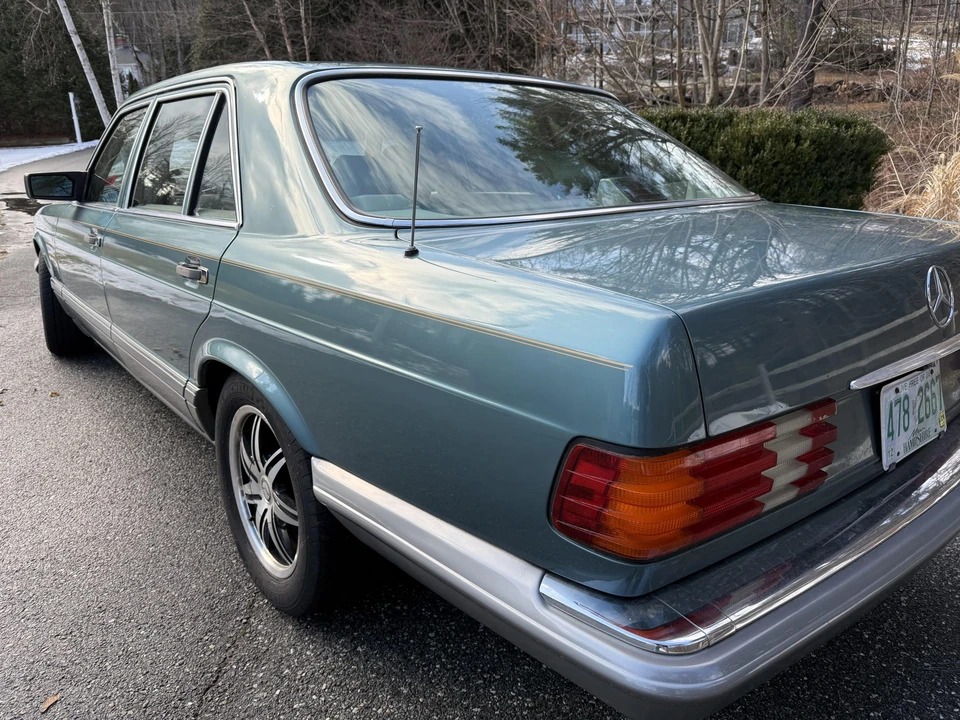 1988 Mercedes-Benz W126 S-Class Sedan - Image 11 of 31