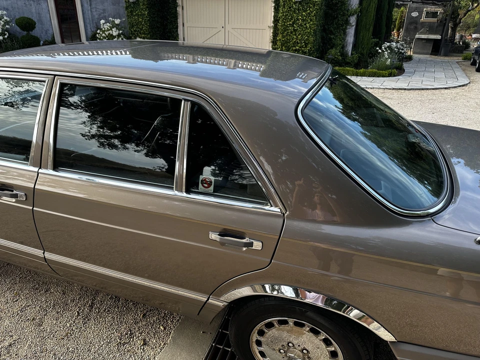 1988 Mercedes-Benz W126 S-Class Sedan - Image 29 of 31