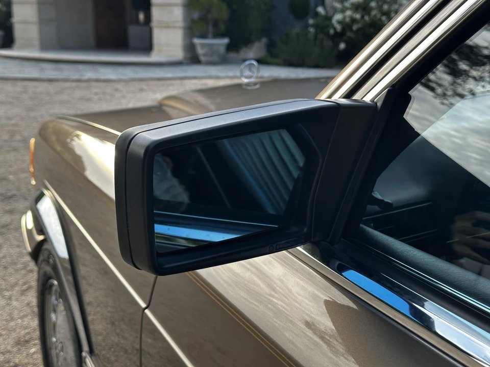 1988 Mercedes-Benz W126 S-Class Sedan - Image 23 of 31