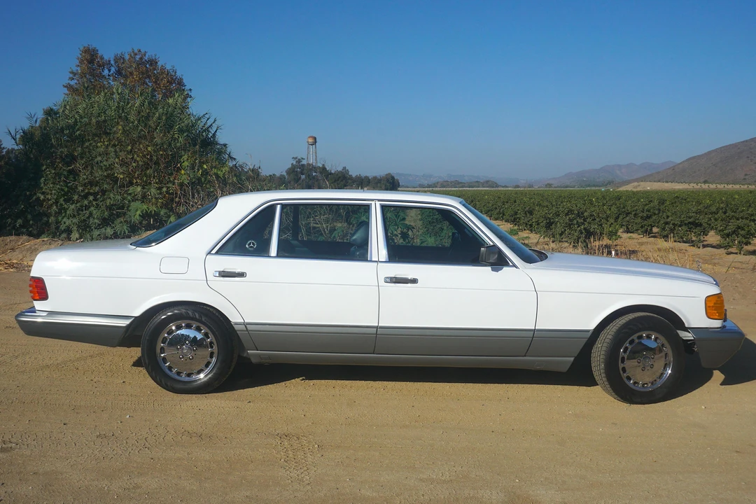 1988 Mercedes-Benz W126 S-Class Sedan - Image 3 of 6