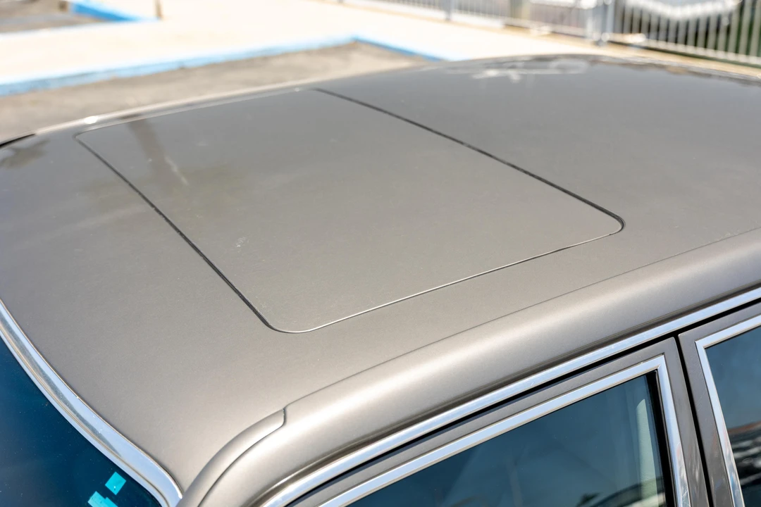 1988 Mercedes-Benz W126 S-Class Sedan - Image 26 of 31