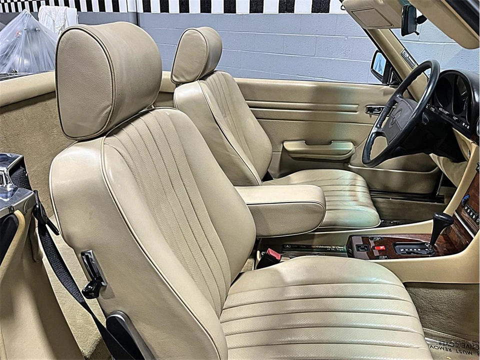 1988 Mercedes-Benz R107 SL-Class - Image 14 of 31