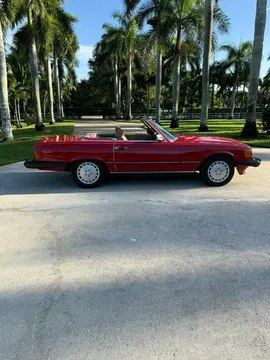 1988 Mercedes-Benz 560SL Base