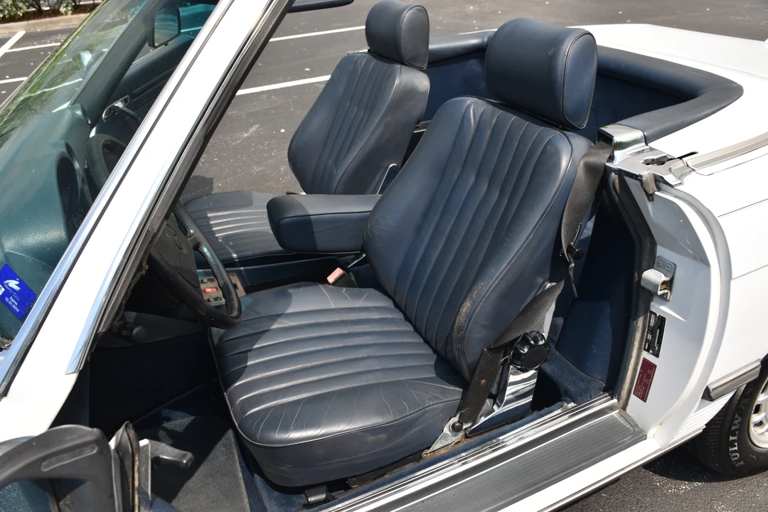 1988 Mercedes-Benz R107 SL-Class - Image 14 of 28
