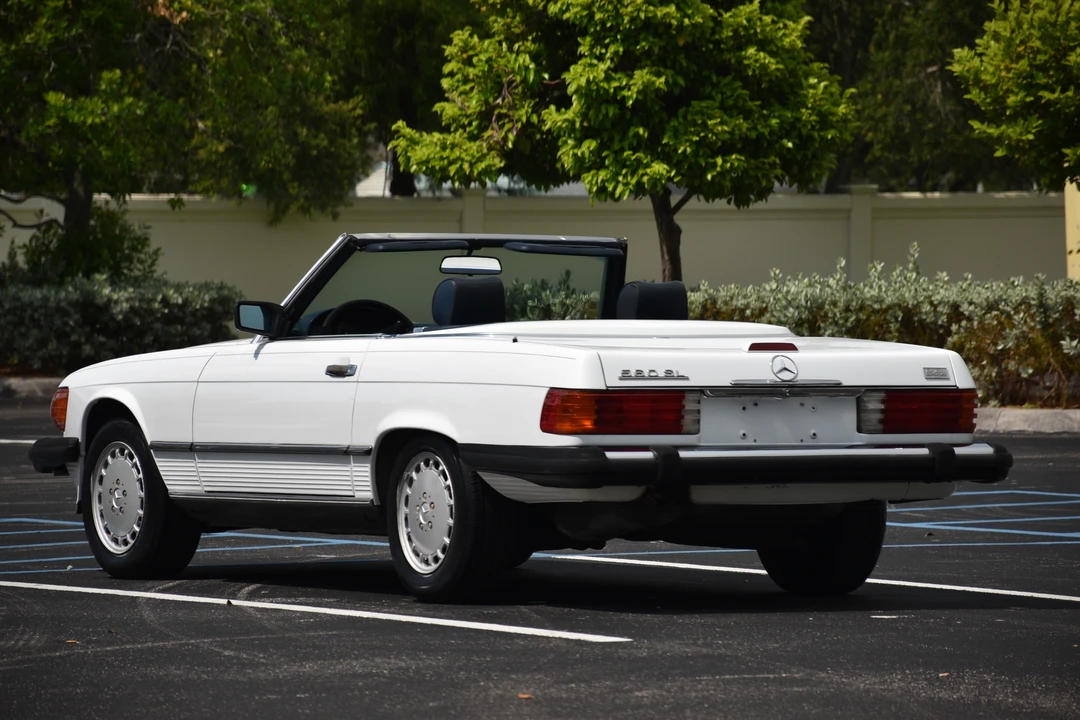 1988 Mercedes-Benz R107 SL-Class - Image 4 of 28