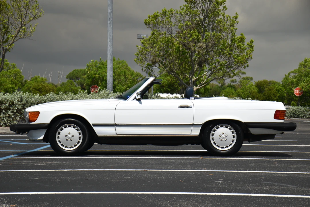 1988 Mercedes-Benz R107 SL-Class - Image 6 of 28