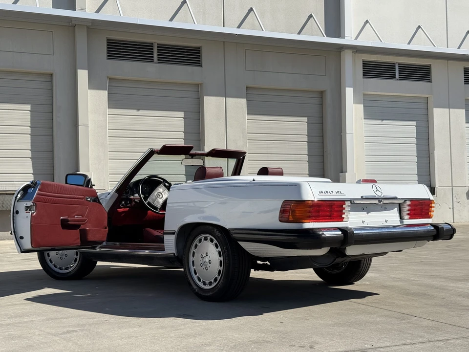 1988 Mercedes-Benz R107 SL-Class - Image 8 of 31