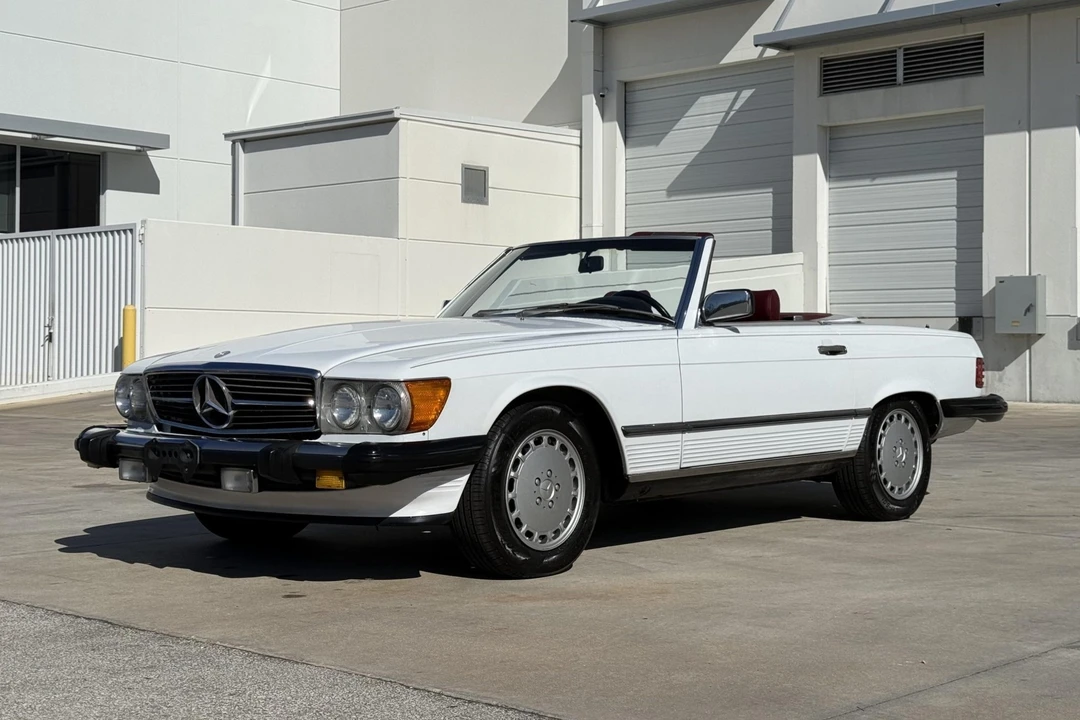 1988 Mercedes-Benz R107 SL-Class - Image 1 of 31