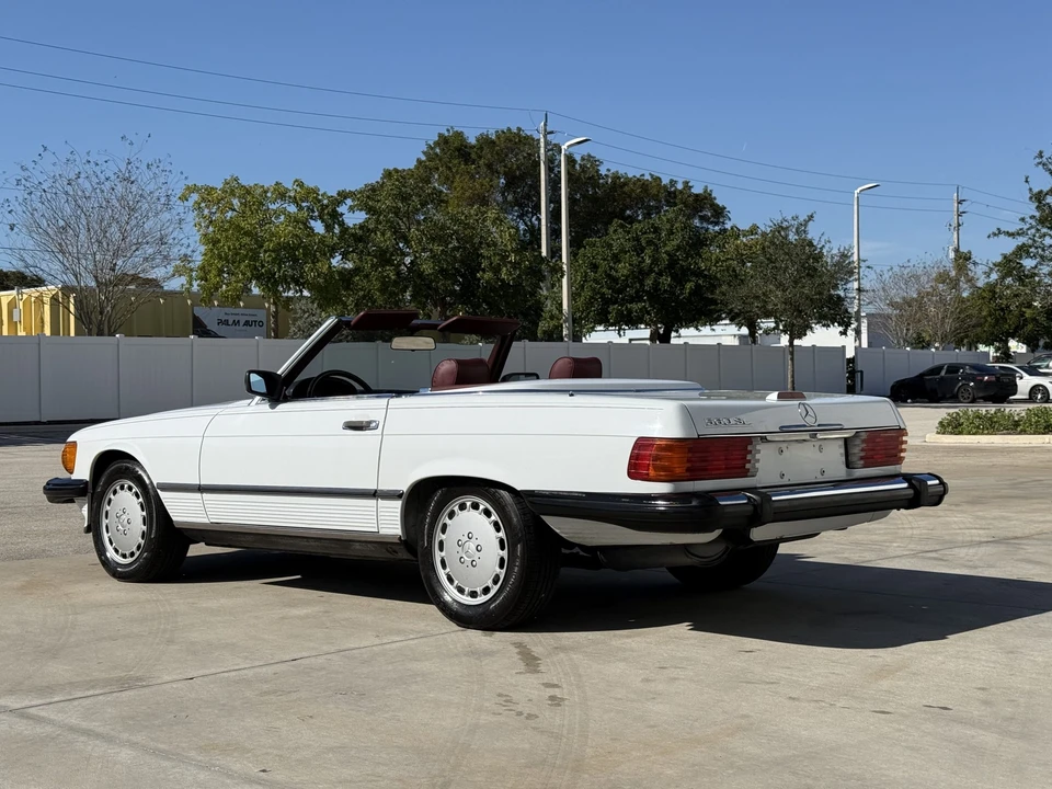 1988 Mercedes-Benz R107 SL-Class - Image 4 of 31
