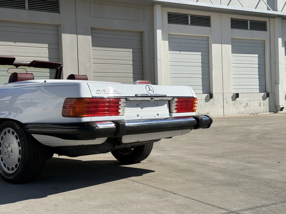 1988 Mercedes-Benz R107 SL-Class - Image 16 of 31