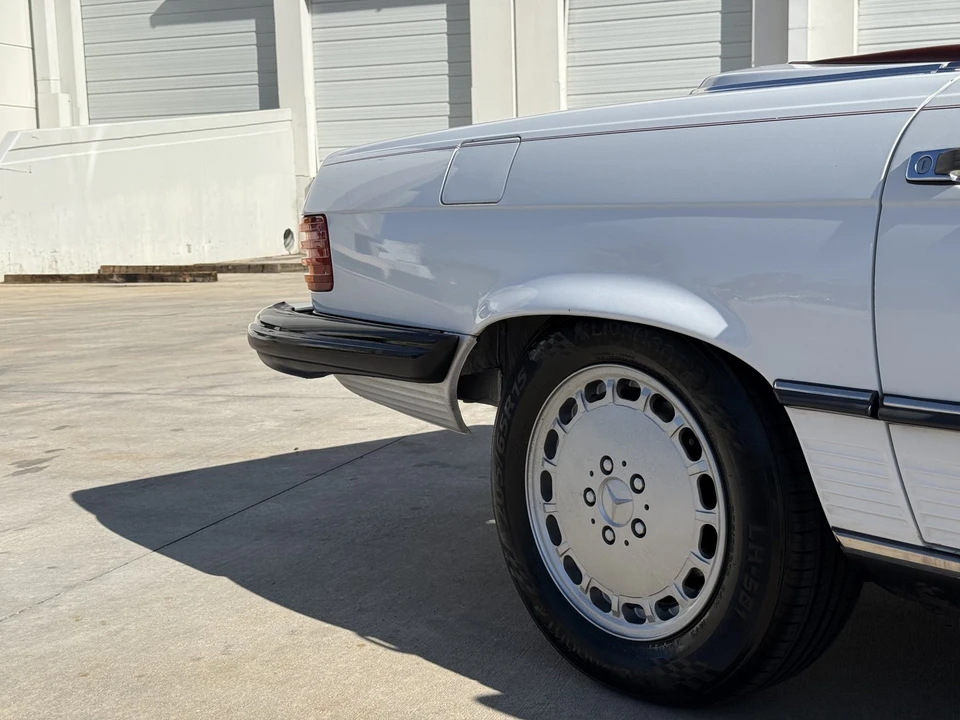 1988 Mercedes-Benz R107 SL-Class - Image 15 of 31