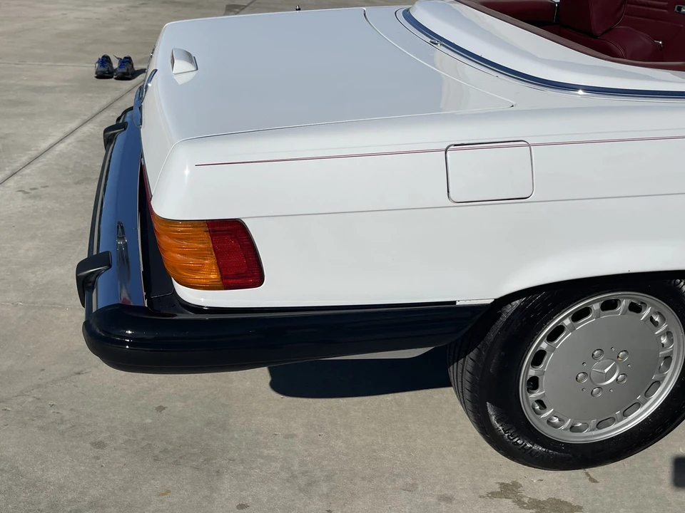 1988 Mercedes-Benz R107 SL-Class - Image 17 of 31