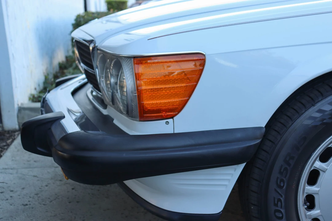 1988 Mercedes-Benz R107 SL-Class - Image 25 of 31