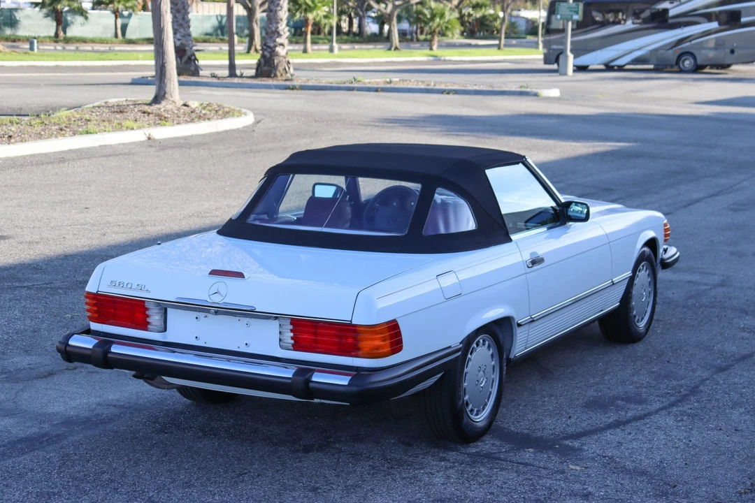 1988 Mercedes-Benz R107 SL-Class - Image 16 of 31
