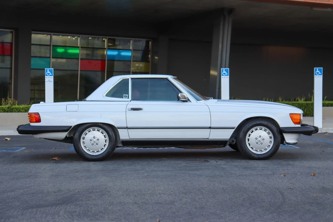 1988 Mercedes-Benz R107 SL-Class - Image 10 of 31