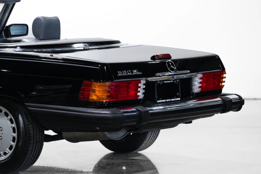 1988 Mercedes-Benz R107 SL-Class - Image 23 of 31