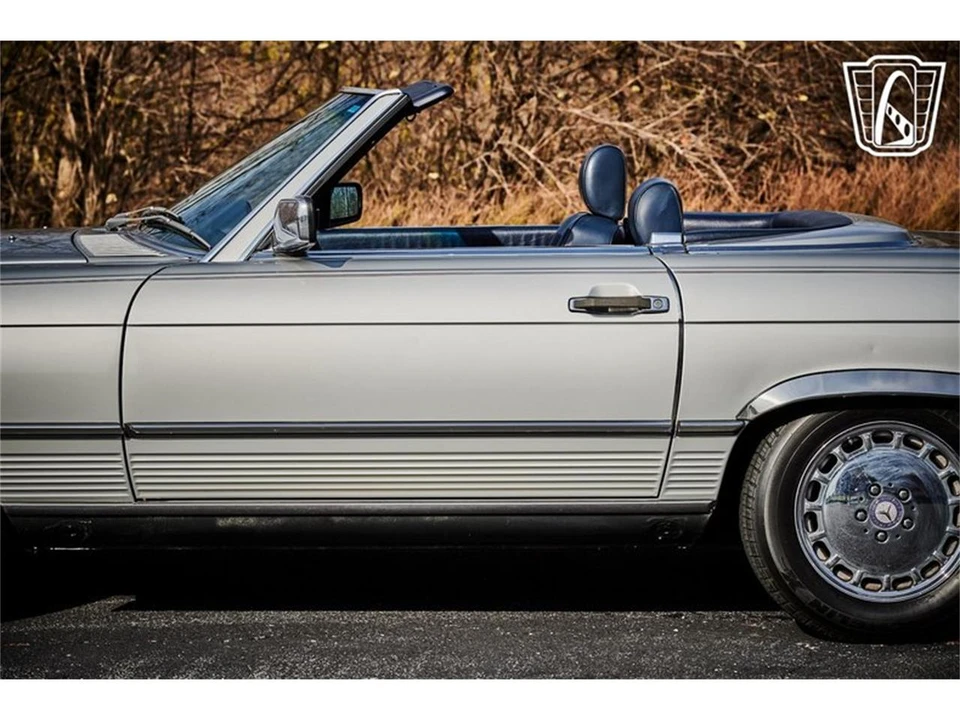 1988 Mercedes-Benz R107 SL-Class - Image 27 of 31