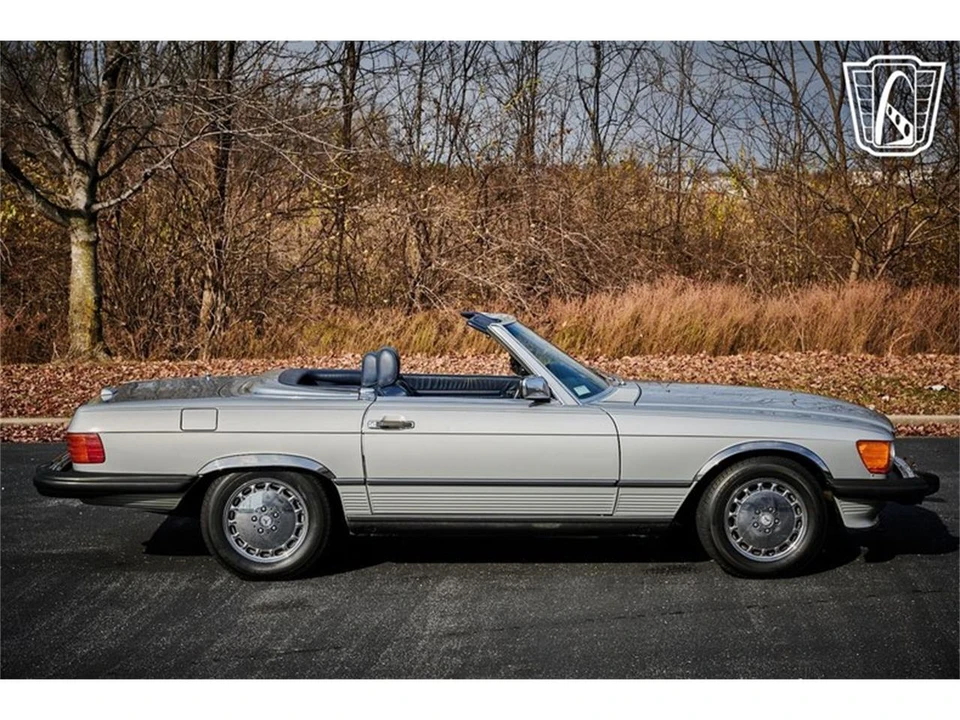 1988 Mercedes-Benz R107 SL-Class - Image 17 of 31