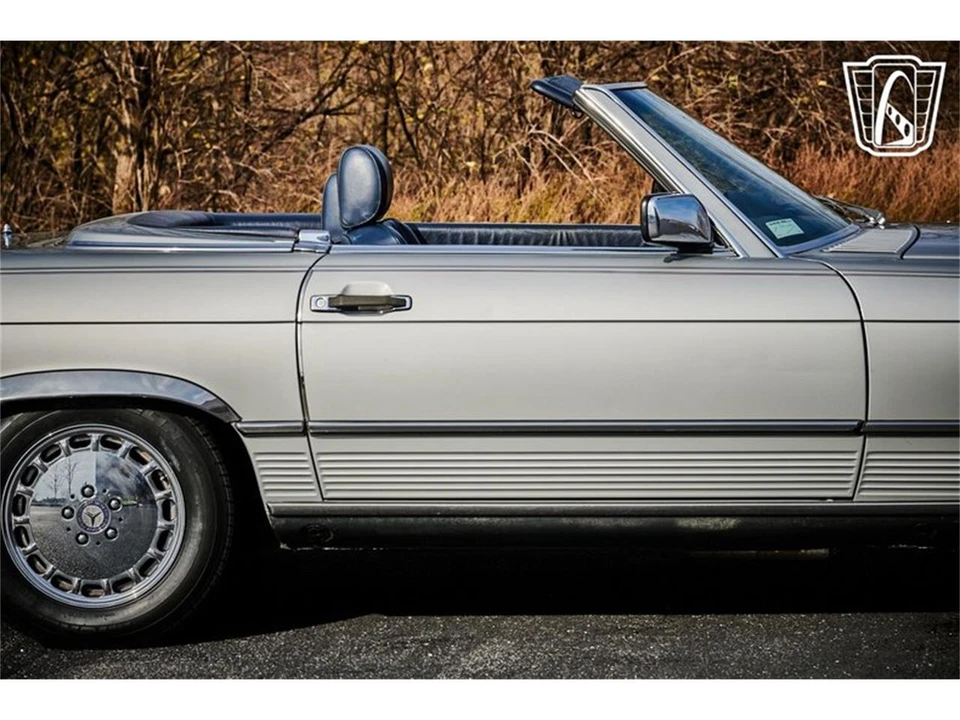 1988 Mercedes-Benz R107 SL-Class - Image 30 of 31