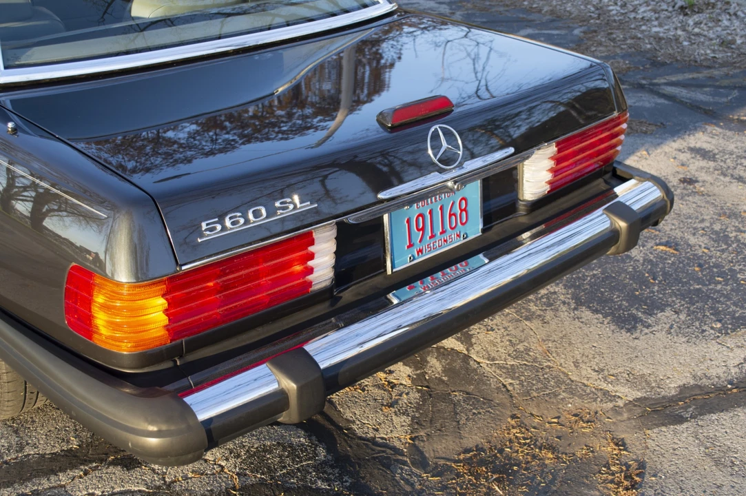 1988 Mercedes-Benz R107 SL-Class - Image 25 of 31