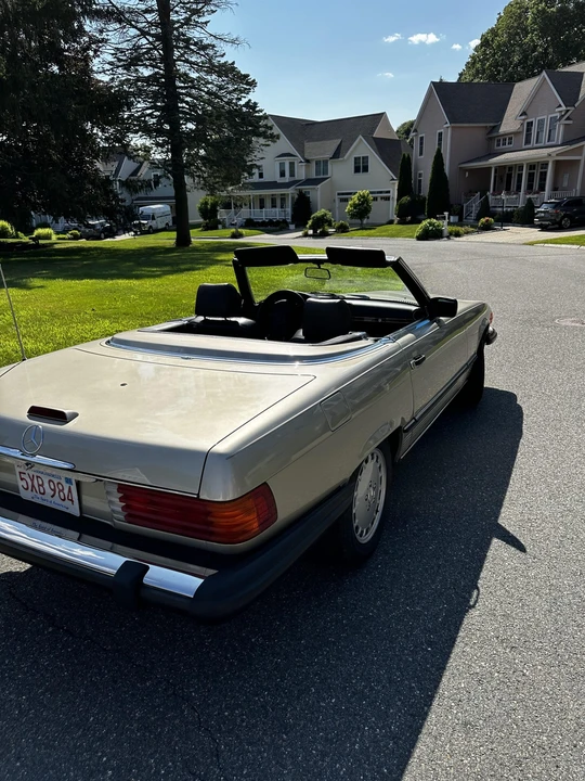 1988 Mercedes-Benz R107 SL-Class - Image 25 of 31