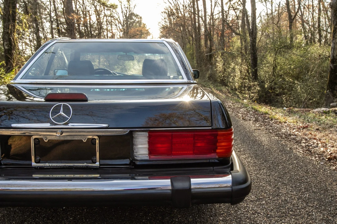 1988 Mercedes-Benz R107 SL-Class - Image 18 of 31