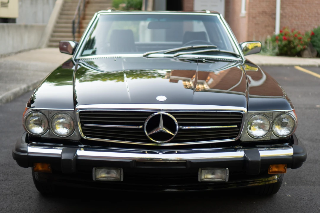 1988 Mercedes-Benz R107 SL-Class - Image 2 of 31