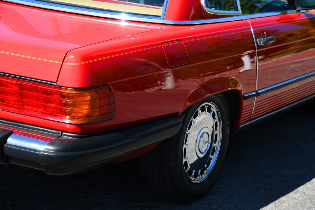 1988 Mercedes-Benz R107 SL-Class - Image 22 of 31