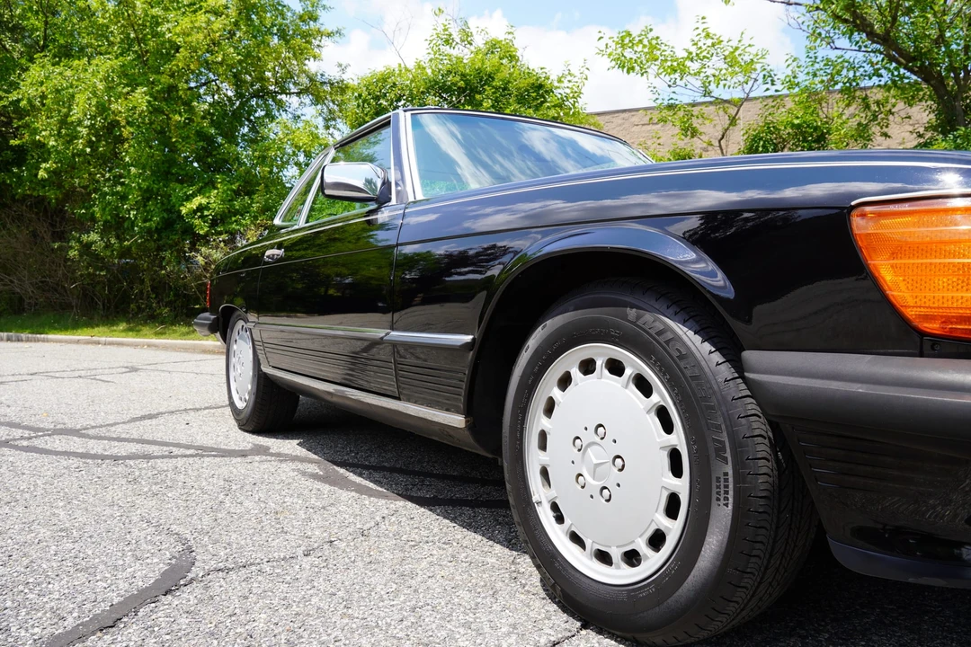 1988 Mercedes-Benz R107 SL-Class - Image 28 of 31