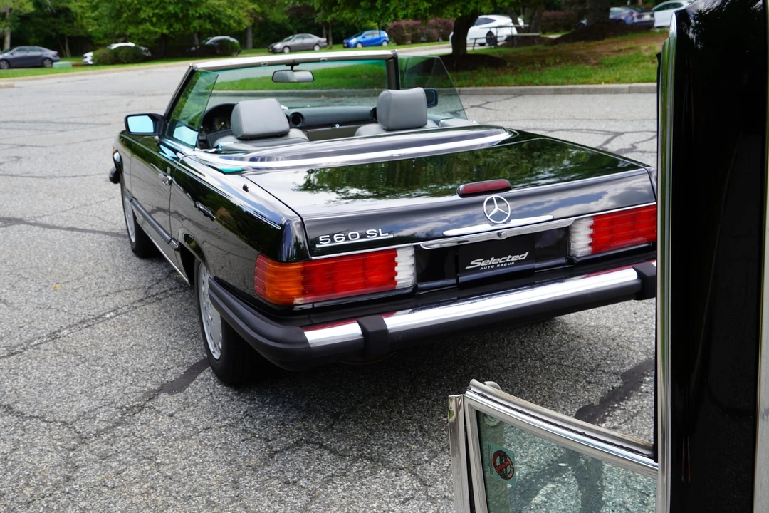 1988 Mercedes-Benz R107 SL-Class - Image 19 of 31