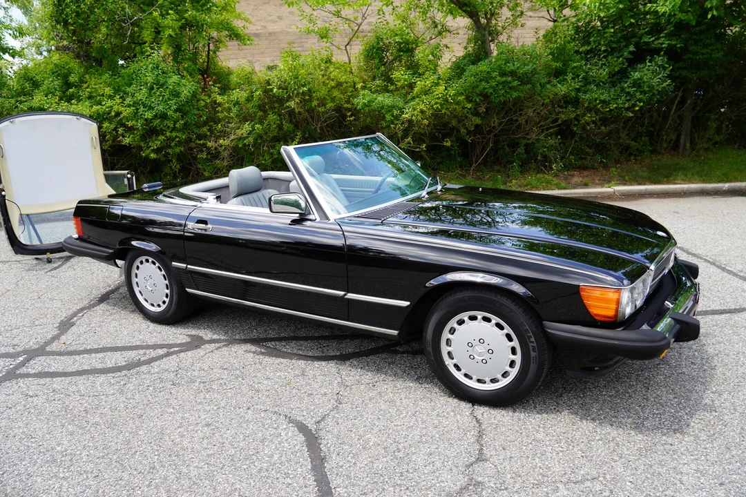 1988 Mercedes-Benz R107 SL-Class - Image 16 of 31