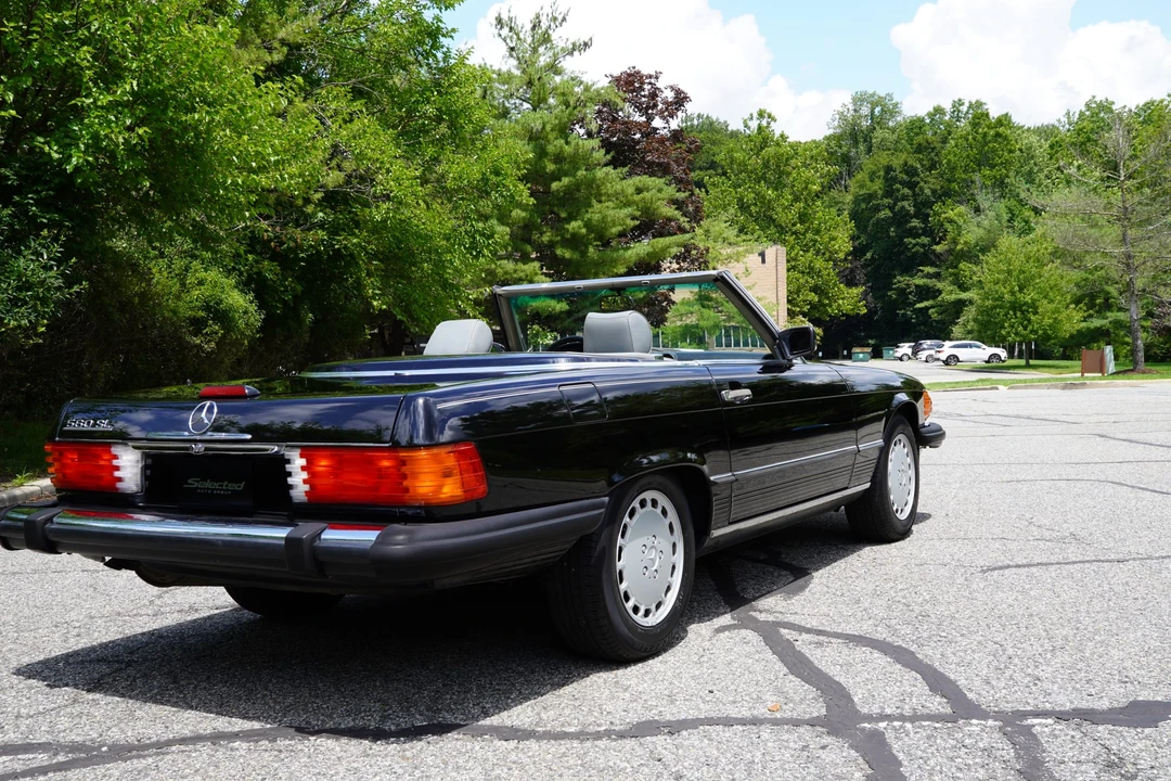 1988 Mercedes-Benz R107 SL-Class - Image 21 of 31