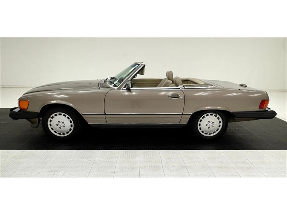 1988 Mercedes-Benz R107 SL-Class - Image 6 of 31