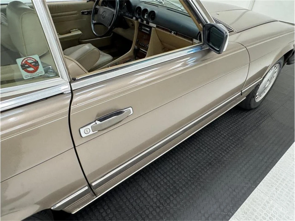 1988 Mercedes-Benz R107 SL-Class - Image 28 of 31