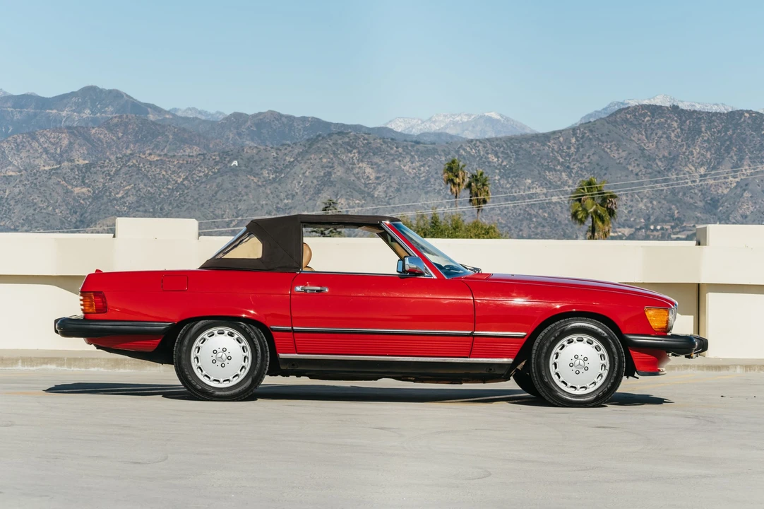 1988 Mercedes-Benz R107 SL-Class - Image 17 of 31
