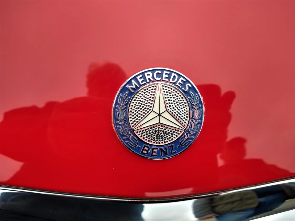 1988 Mercedes-Benz R107 SL-Class - Image 18 of 31