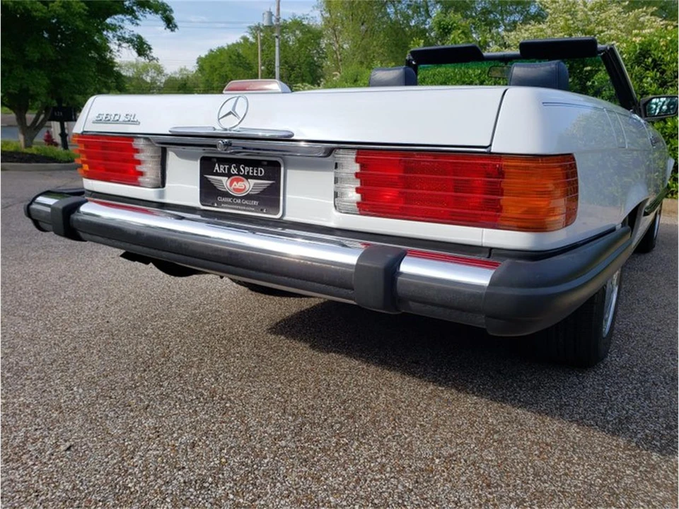 1988 Mercedes-Benz R107 SL-Class - Image 26 of 31