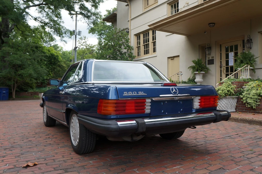 1988 Mercedes-Benz R107 SL-Class - Image 11 of 31