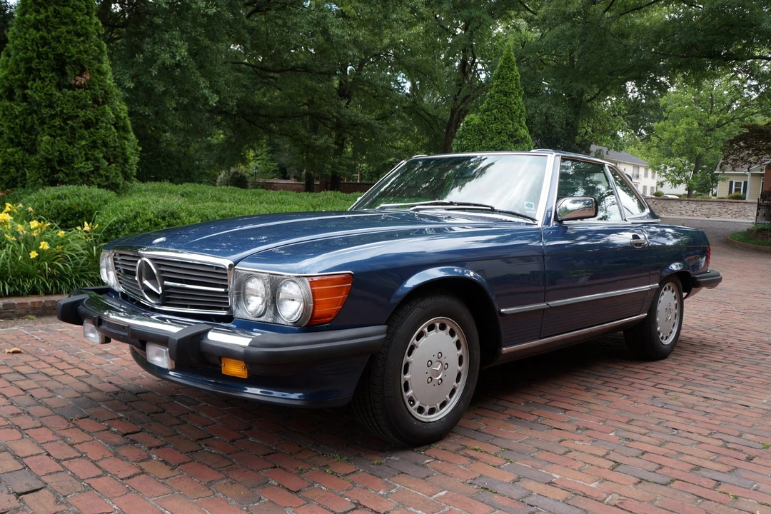 1988 Mercedes-Benz R107 SL-Class - Image 4 of 31