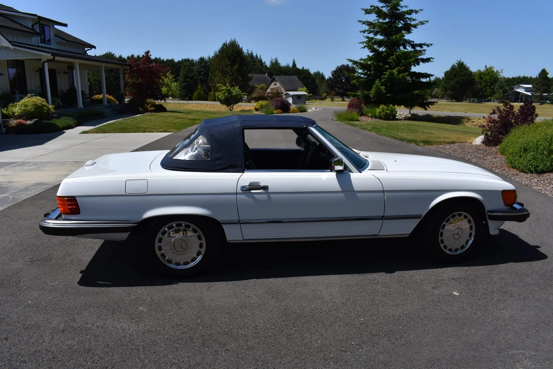 1988 Mercedes-Benz R107 SL-Class - Image 28 of 31
