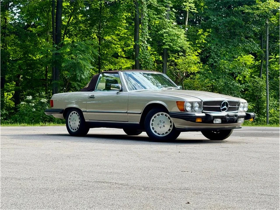 1988 Mercedes-Benz R107 SL-Class - Image 2 of 31