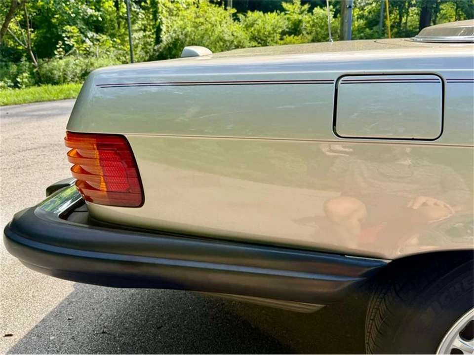 1988 Mercedes-Benz R107 SL-Class - Image 22 of 31