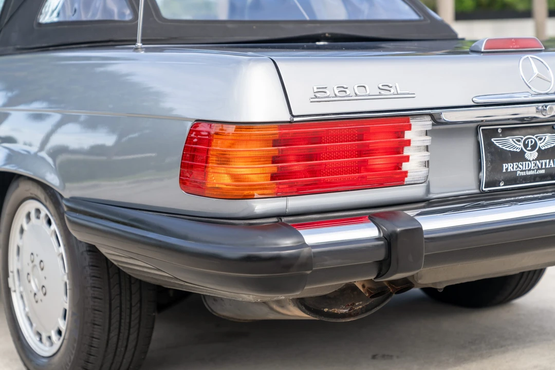 1988 Mercedes-Benz R107 SL-Class - Image 15 of 31