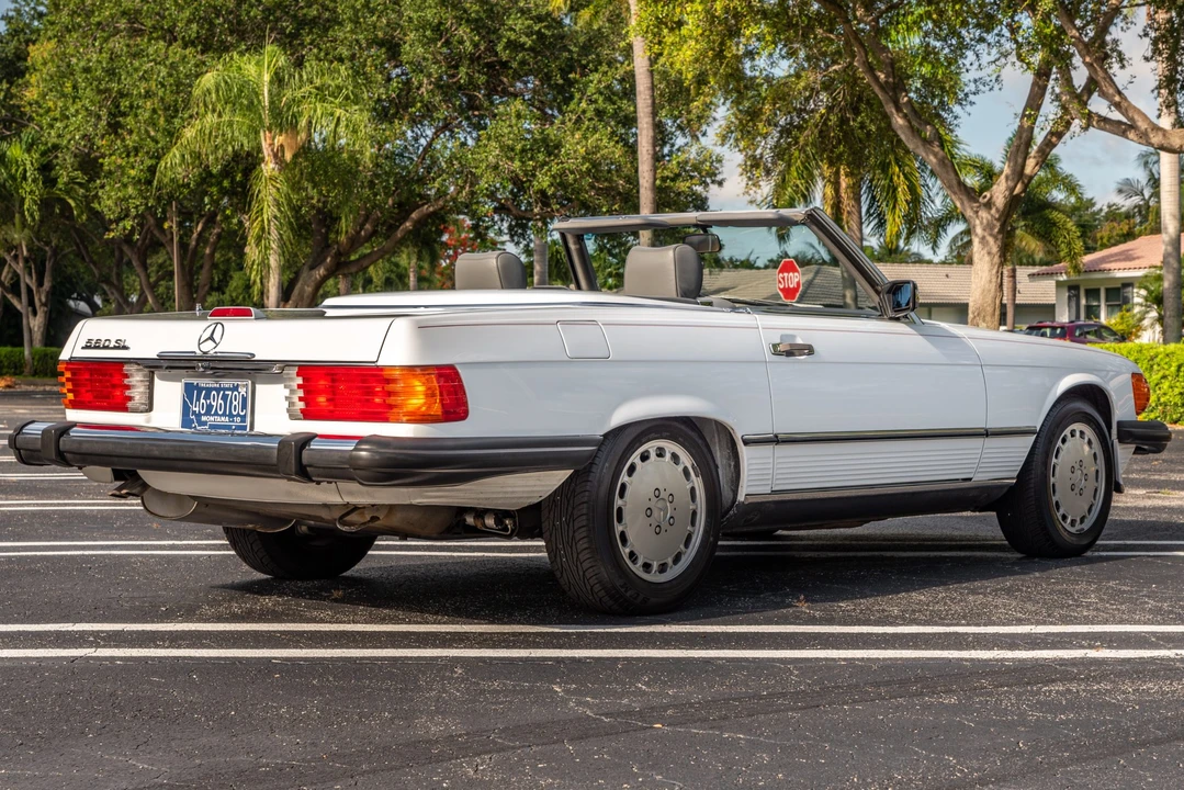 1988 Mercedes-Benz R107 SL-Class - Image 8 of 31