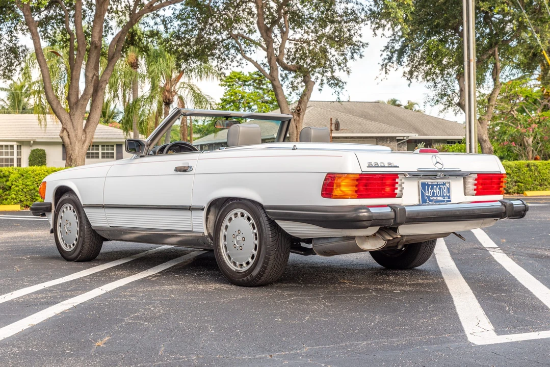 1988 Mercedes-Benz R107 SL-Class - Image 4 of 31